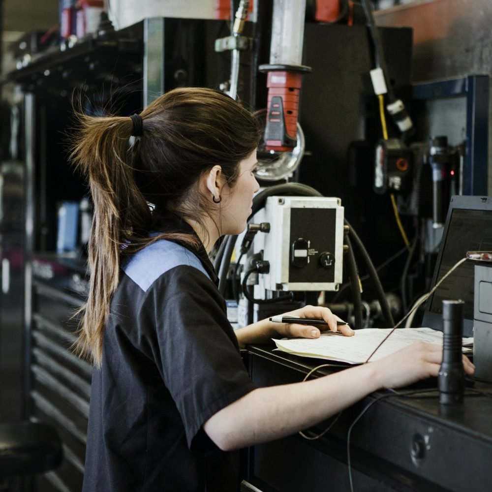 female-electrician-at-work.jpg